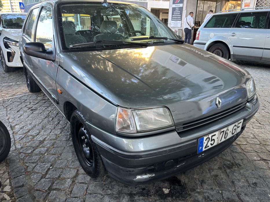 Renault Clio RT 1.2 1996 GPL foto 2