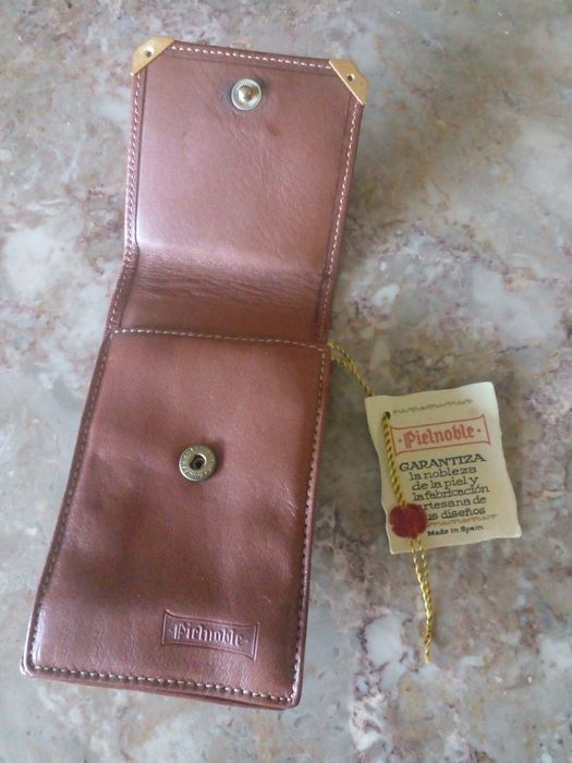 Carteira nova em PELE GENUINA para tabaco e isqueiro