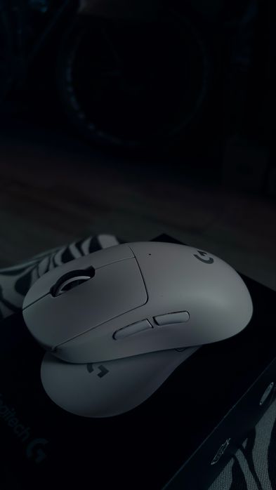 Rato Logitech G Pro X Superlight (Original) + Caixa