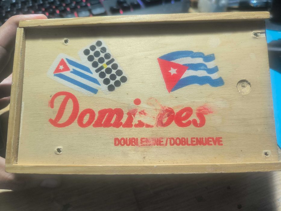 Domino's from Cuba and Dominican Republic