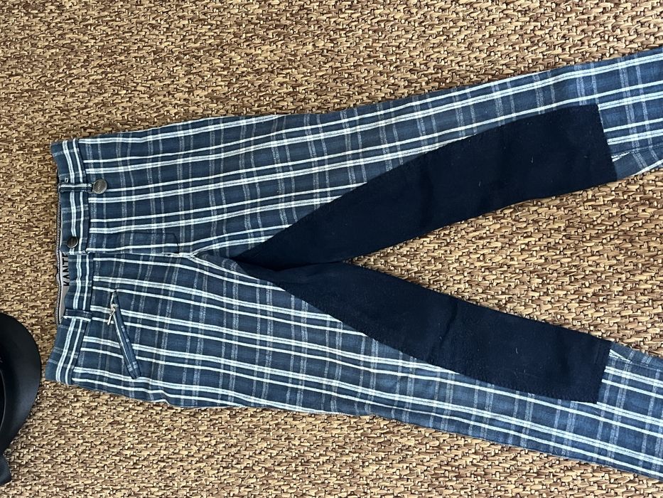 Toczek i spodnie do jazdy konnej