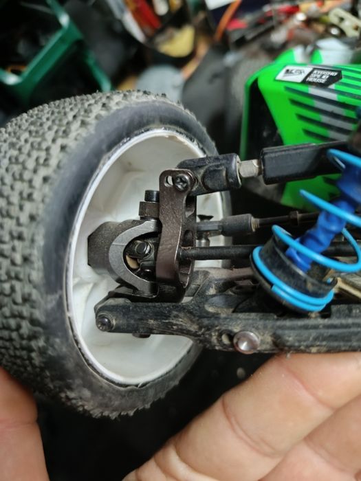 Vendo Kyosho mp9e evo
