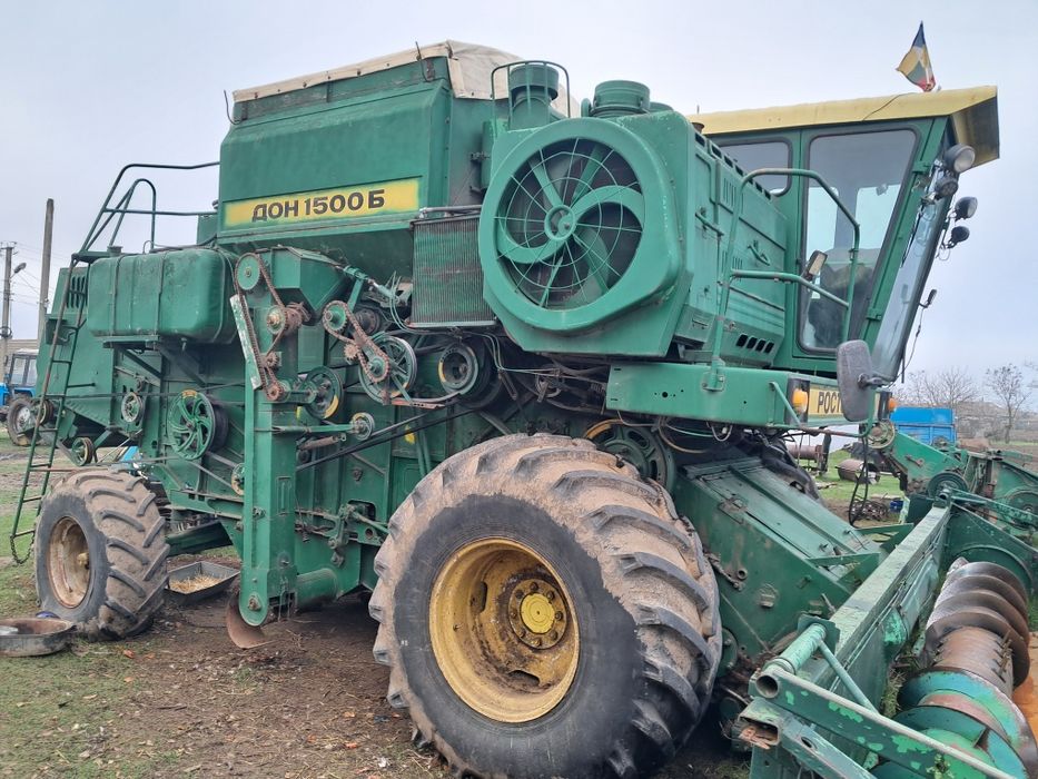 Продам комбайн дон1500б
