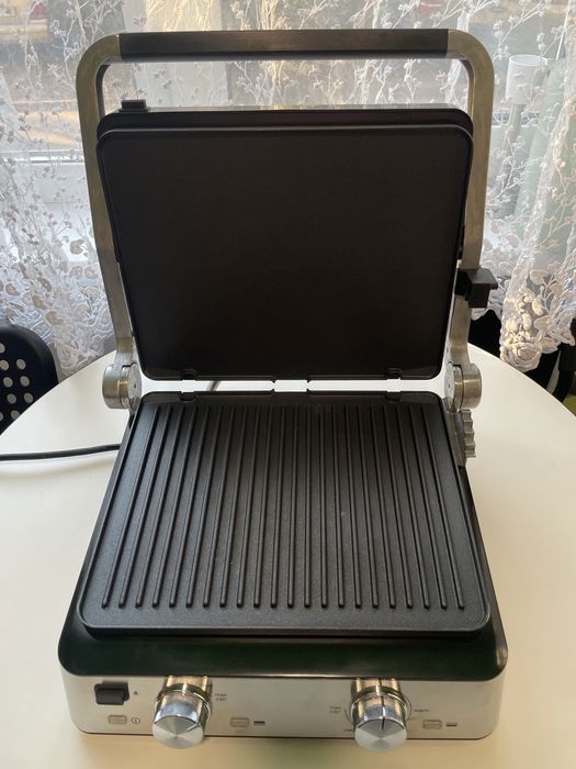 Мульти гриль BRAUN CG7020