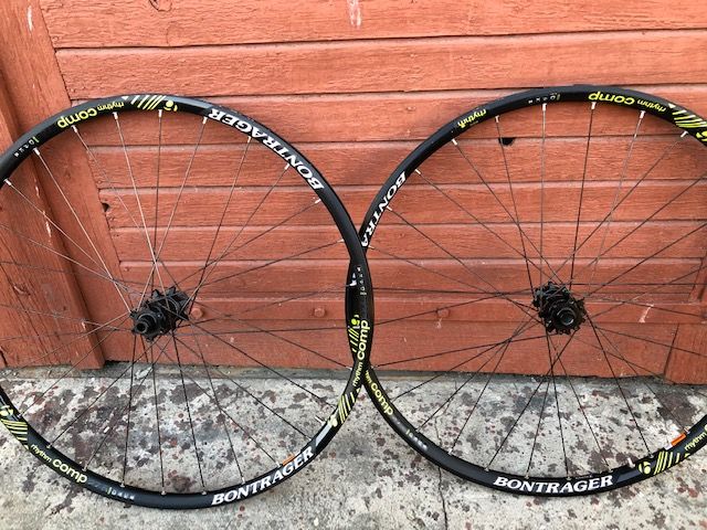 Komplet kół Bontrager Rhythm Comp w rozmiarze 27,5"
