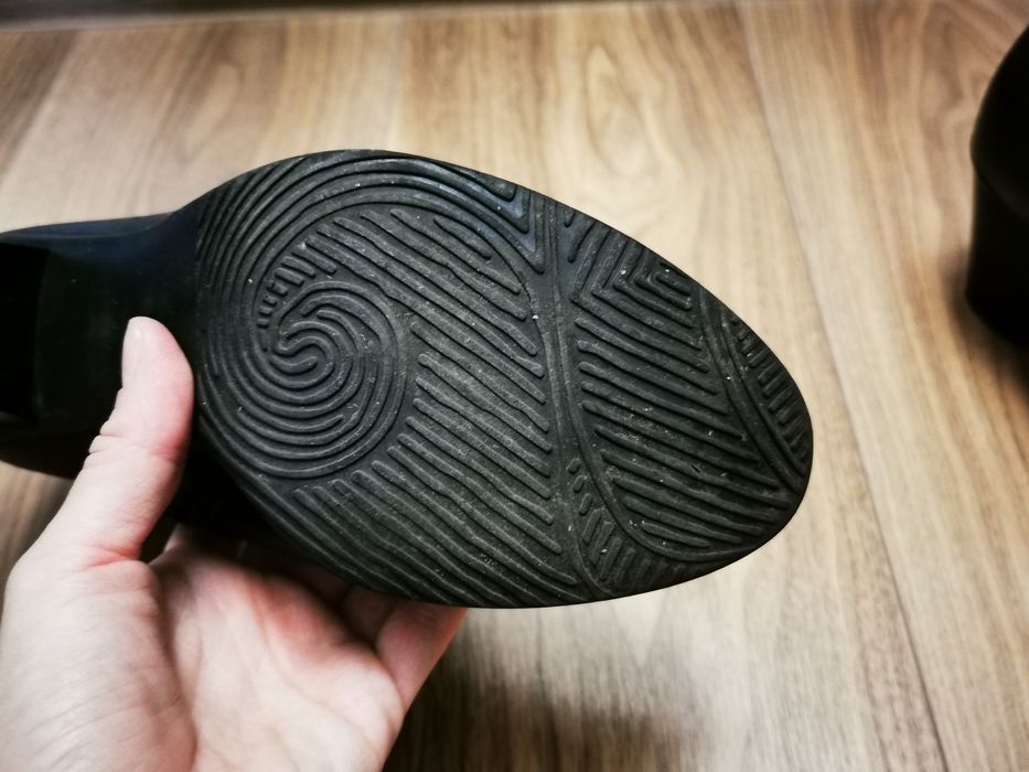 Skórzane buty damskie