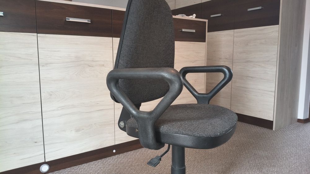 Krzesło obrotowe do biura