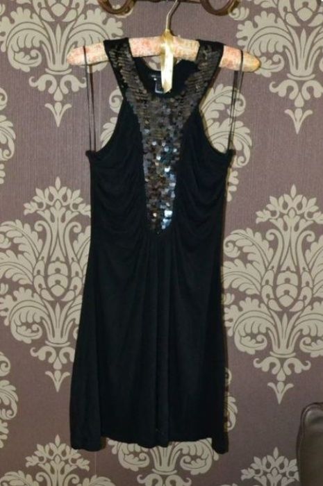 MANGO czarna imprezowa mini sukienka z cekinami