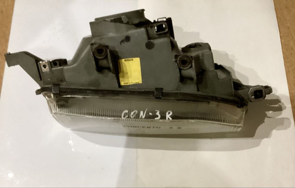 Honda Concerto R фара