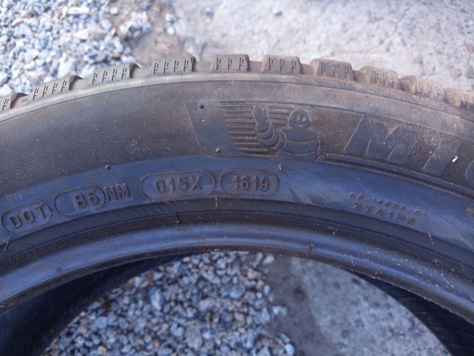 Резина, шины 235/50/R19 Michelin