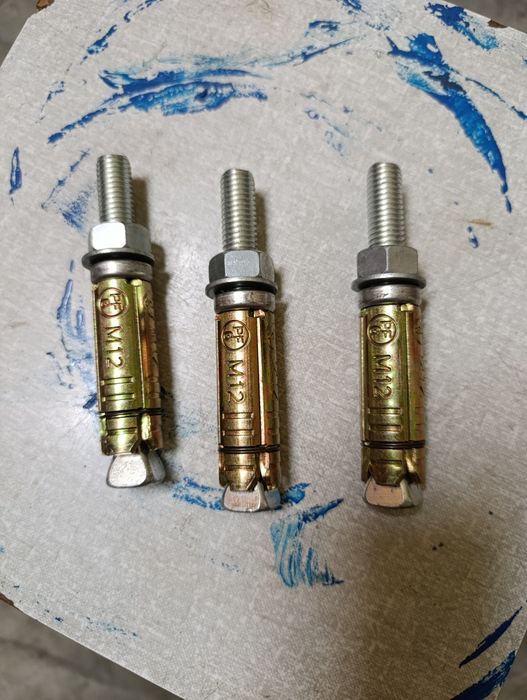 Bucha metálica M 12