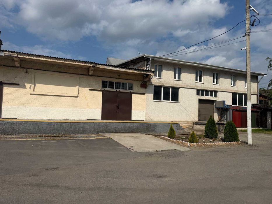 Оренда складу з рампою у Вінниці, 150 м² + 38 м², заїзд для фур