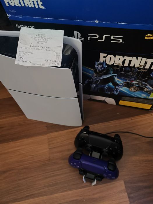 Playstation 5, 2 pady, ładowarka