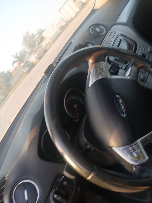 Ford mondeo conservado