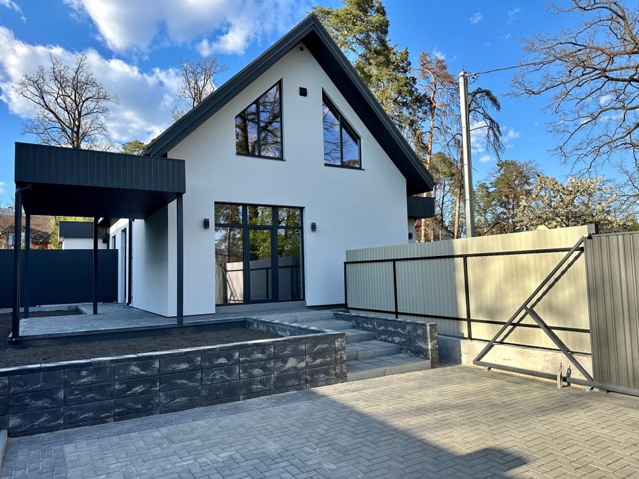 Дуплекс з новим ремонтом 100 м на 2,5 сотках землі. Буча 165000$