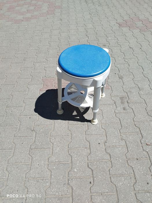Taboret obrotowy pod prysznic.siedzisko, krzesło