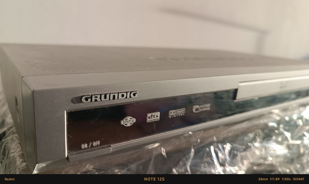 Leitor de DVD GRUNDIG GDP 9425 – Funciona Perfeitamente