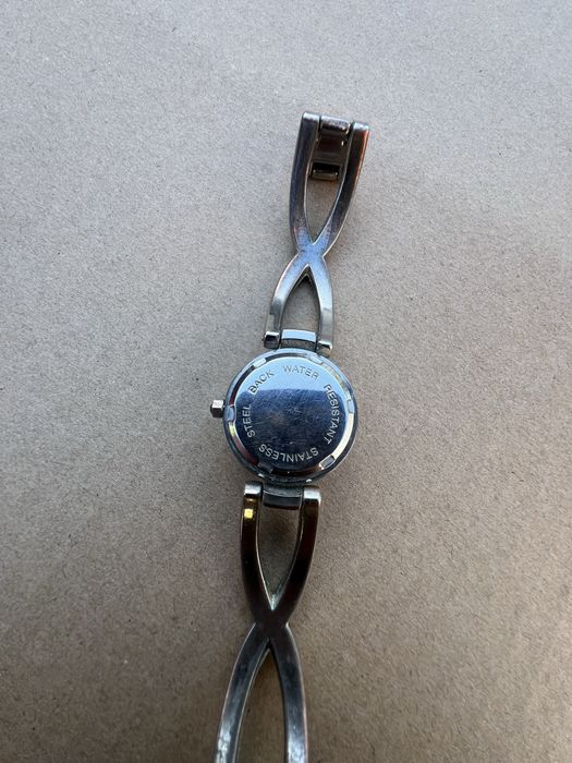 Часы Gucci