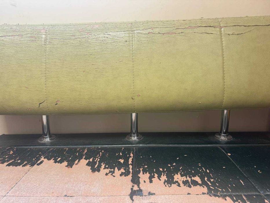 Диванчик у офіс чи на кухню