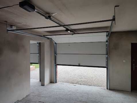 Brama garażowa segmentowa ocieplana 2500x2250 złoty dąb z GWARANCJĄ