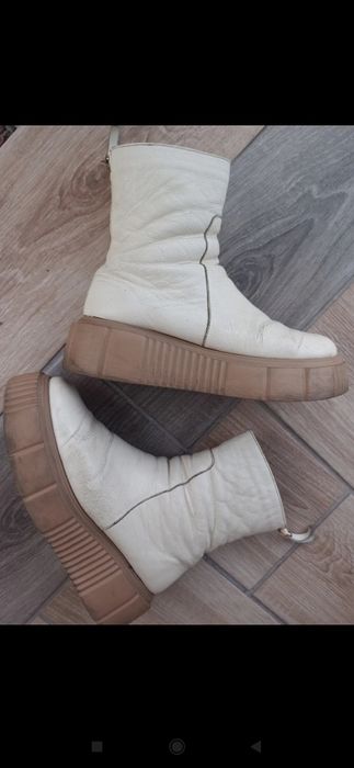 Lekkie skórzane Lemar koturny kremowe gruba podeszwa z zamkiem