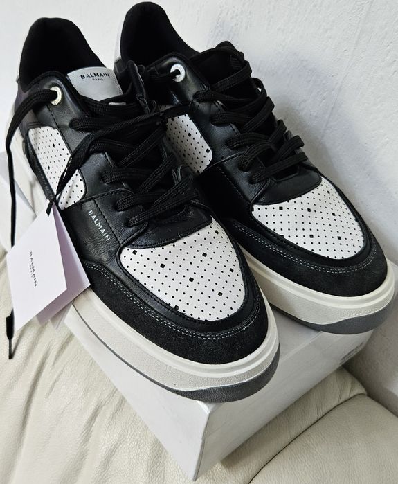 Balmain 44 sneakersy B-COURT FLIP skórzane buty trampki nowe z metkami piękne biało czarne