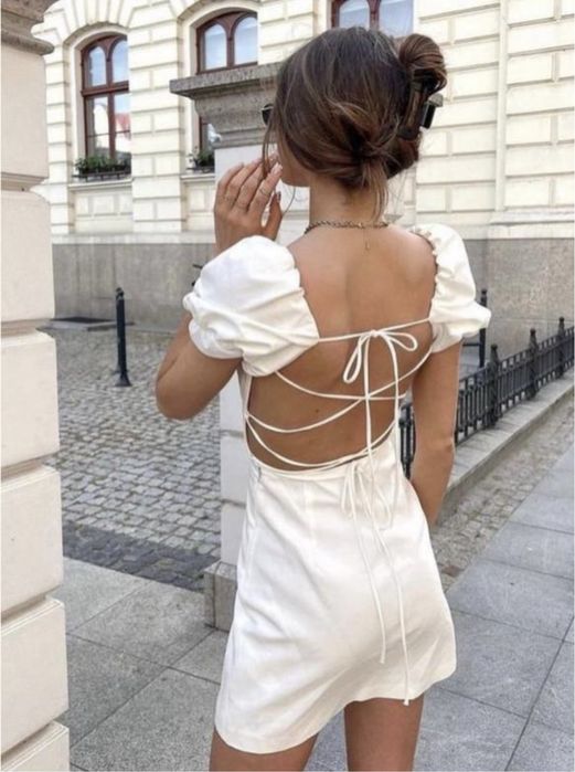 Платья Zara, белое, цветное