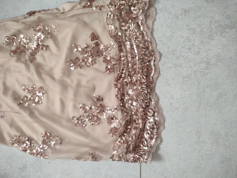 Sukienka z cekinami Island Rose