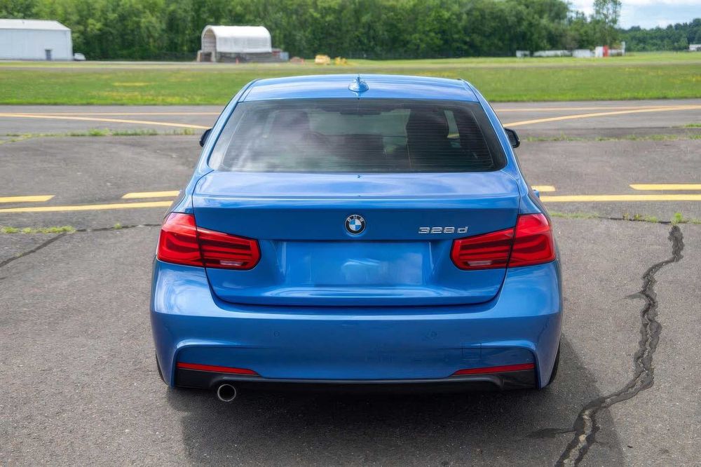BMW 328d      2016