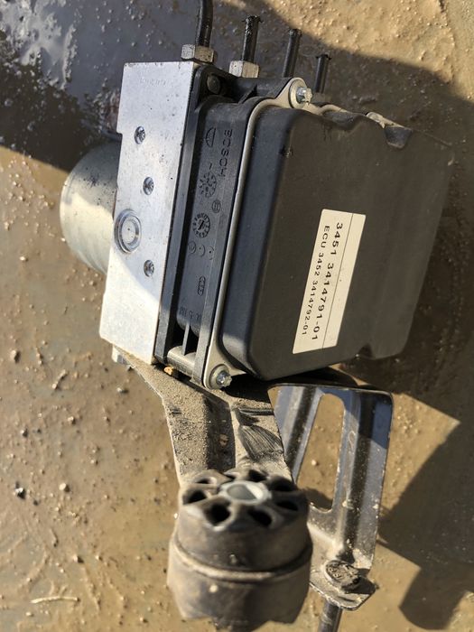 Pompa sterownik abs bmw e83 x3 2.0d