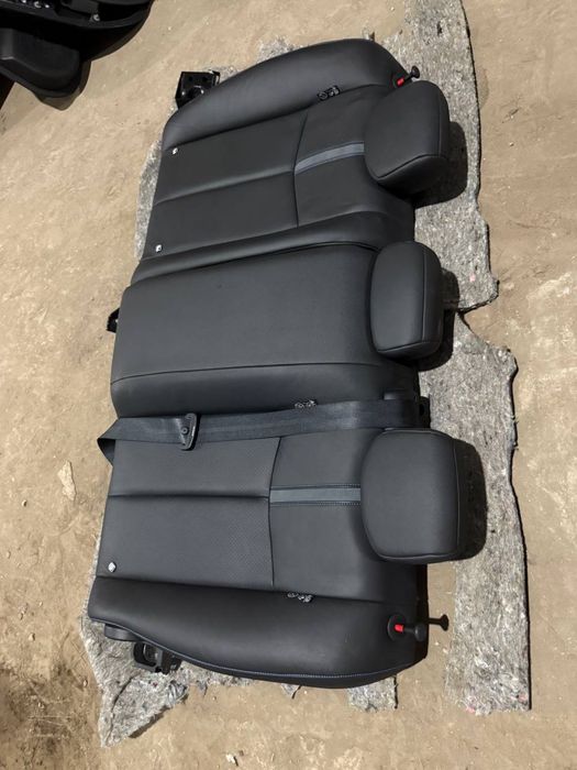 Салон шкіряний Nissan Leaf Ніссан Ліф 2013-2019