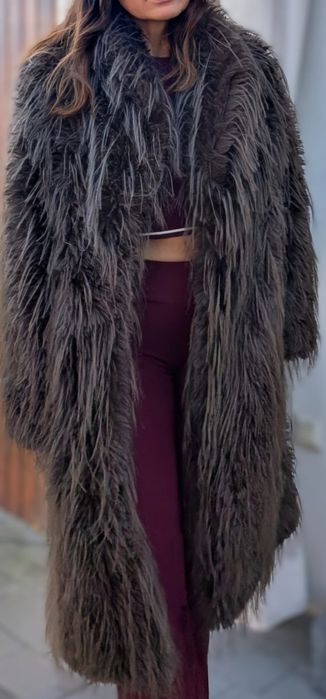 Sztuczne futro długie lama ciemny brąz do 120 w biuście rozmiar uniwer