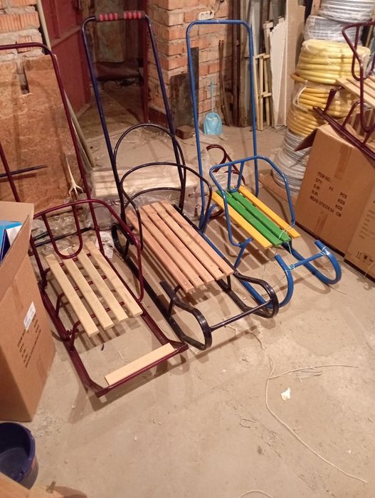 Санки детские новые.