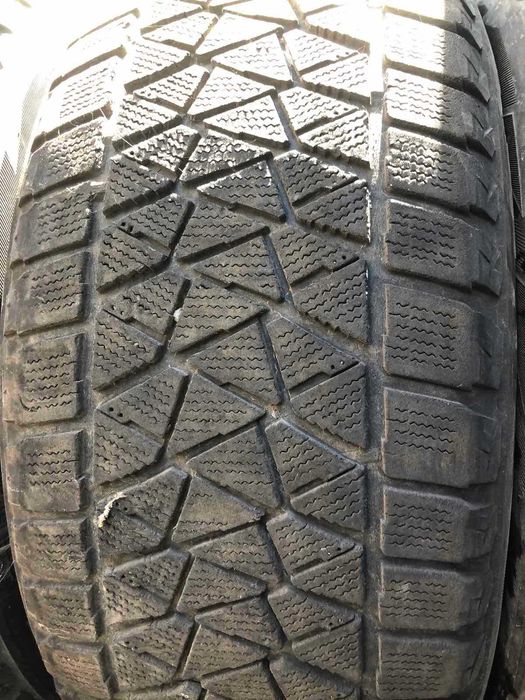 255/55 R 18 Bridgestone Blizzak DM-V2 109T XL 4мм б/у -2шт