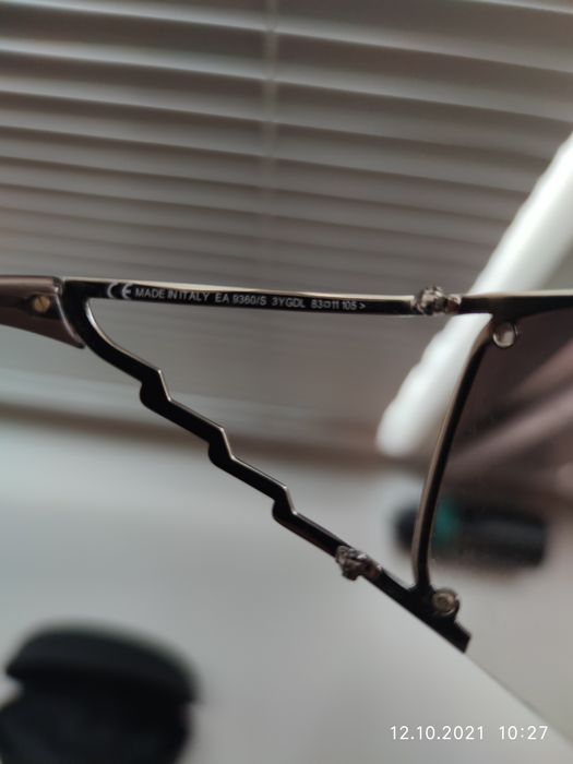 Солнцезащитные очки Армани оригинал.