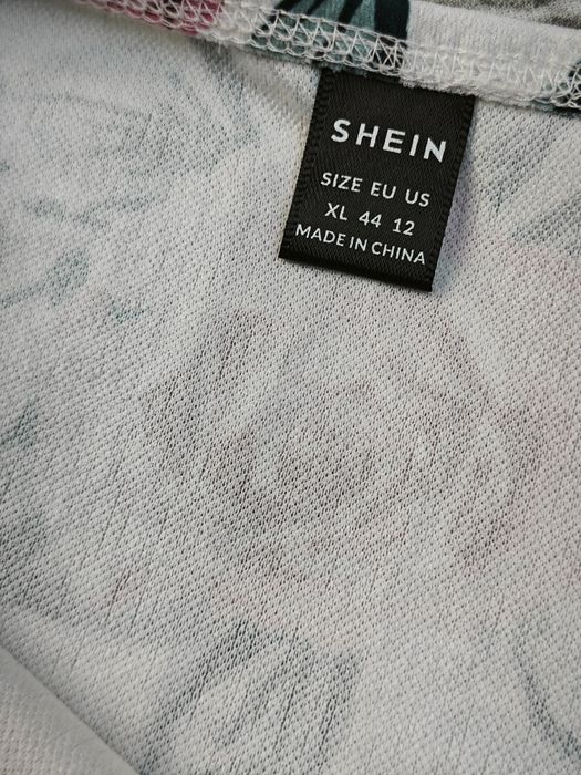 Shein biały krótki top w róże - XL nowy