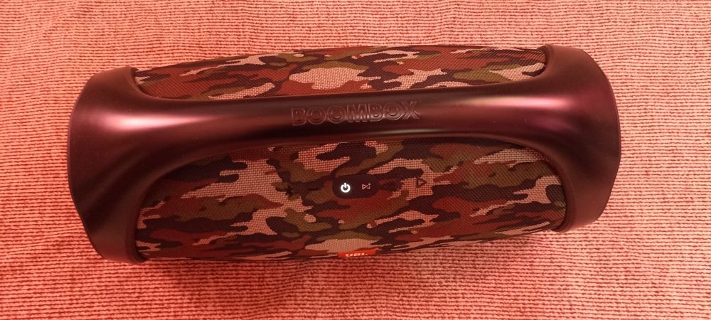 Jbl Boombox в ідеальному стані
