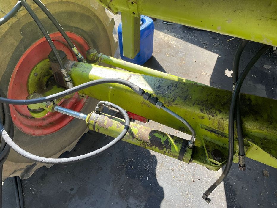 Claas Dominator 118 maxi SL kola tyl dobry stan Piasta zwrotnica