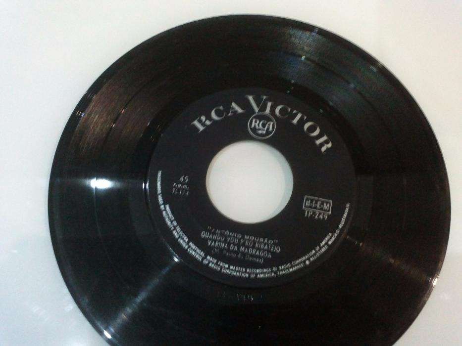 2 Discos de Vinil - Carlos do Carmo - António Mourão