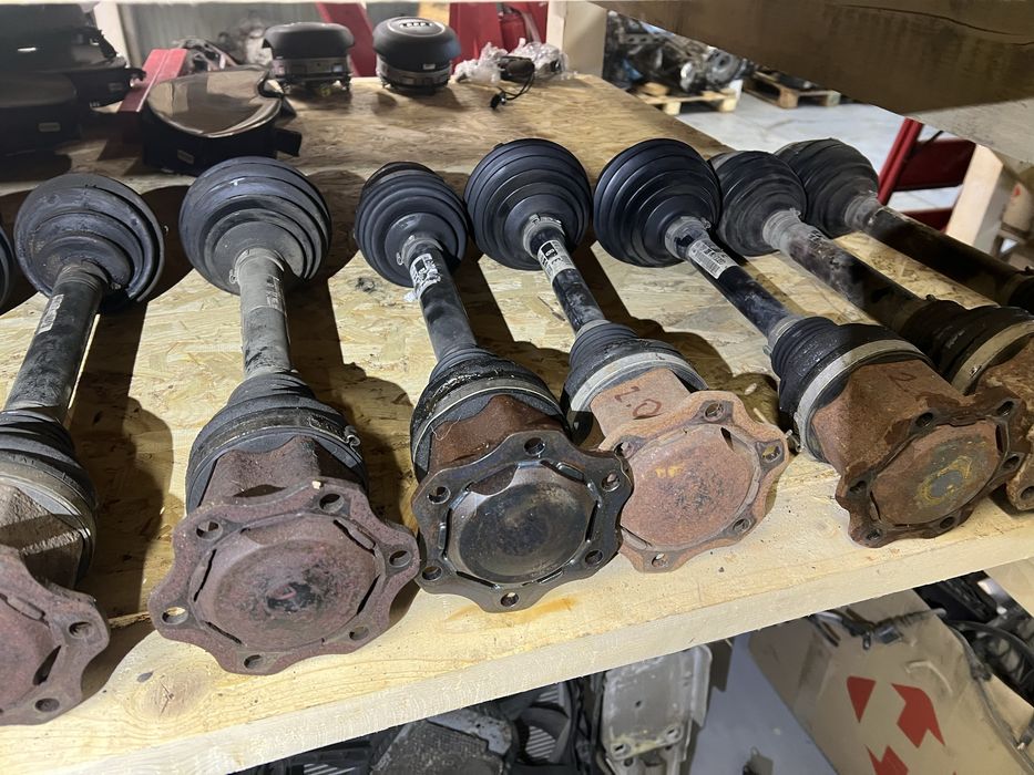 Піввісь полуось Audi A6 C7 Ауди А6 С7