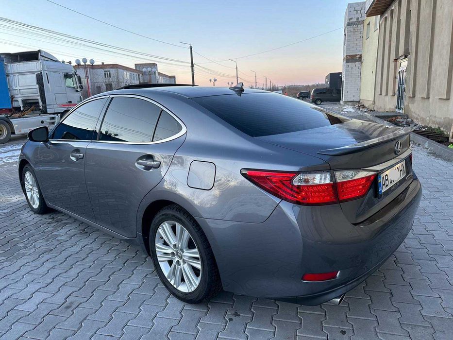 Продам Lexus ES 350