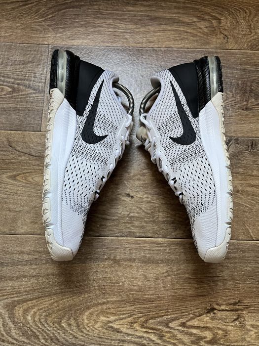 Кросівки Nike Air Max Typha