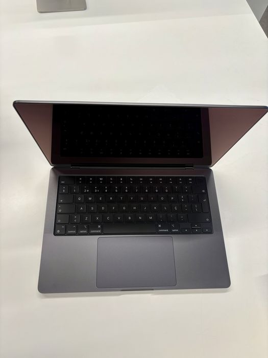 Macbook Pro M4 2024