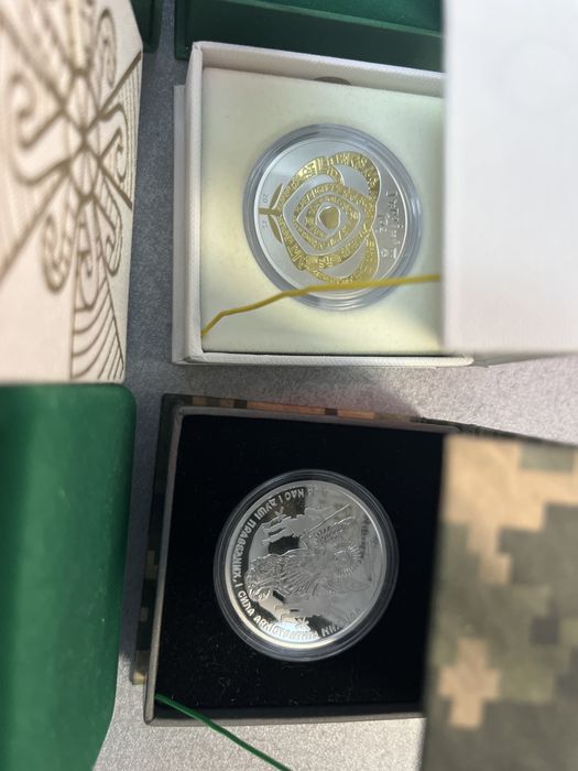 Колекційні монети (золото , срібло)