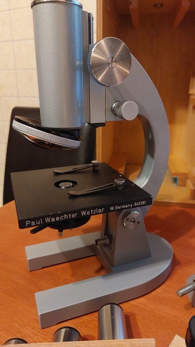 Antyczny mikroskop, zabytkowy stan idealny