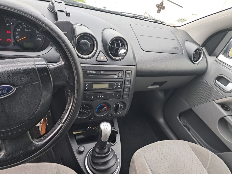 Ford fiesta 1.4 TDCI ghia