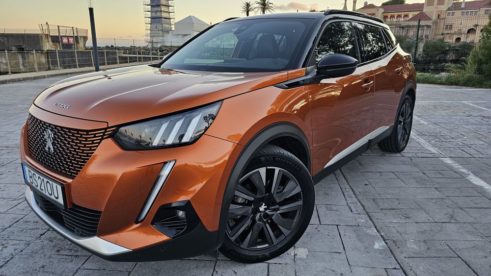 Peugeot e-2008 GT Line 50kw TECTO PANORÂMICO