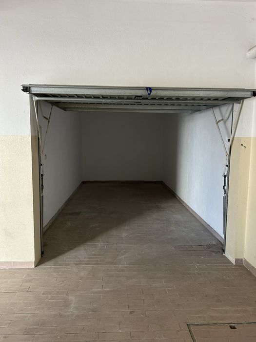 Venda Garagem em Box Fechada