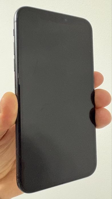 Telefon iPhone 11