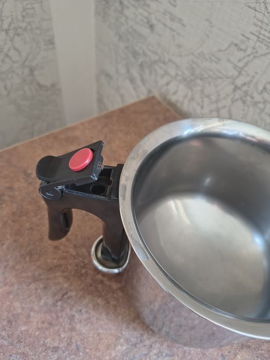 Garnek do gotowania mleka 1,5 litra